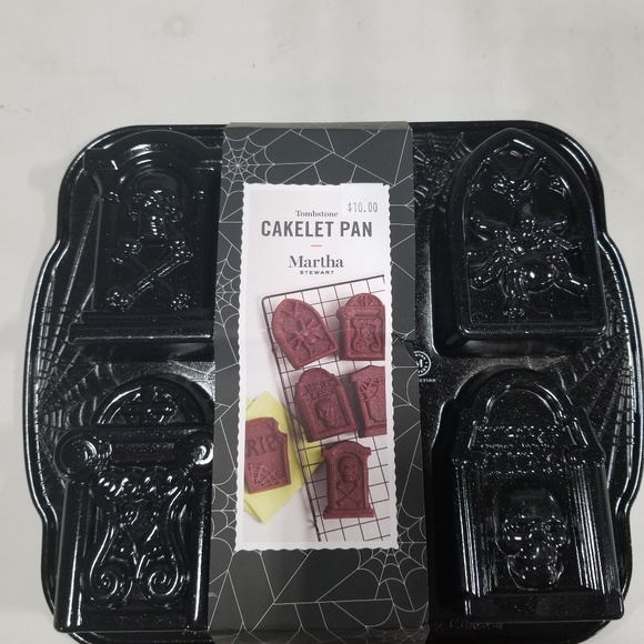 Martha Stewart Other - Martha Stewart Tombstone Cakelet Pan